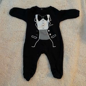 Sara Kety Baby & Kids “Tuxedo” Footie, 3M